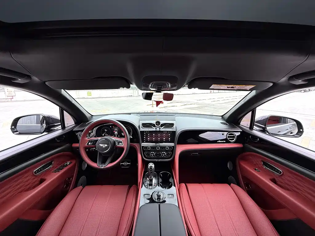Bentayga 2024 4.0T V8 Long Wheelbase Yadu Edition купить на сайте DeffCars