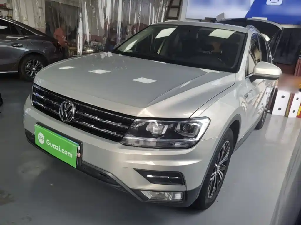 Tiguan L 2019 330TSI automatic two-wheel drive panoramic comfort version National VI купить на сайте DeffCars