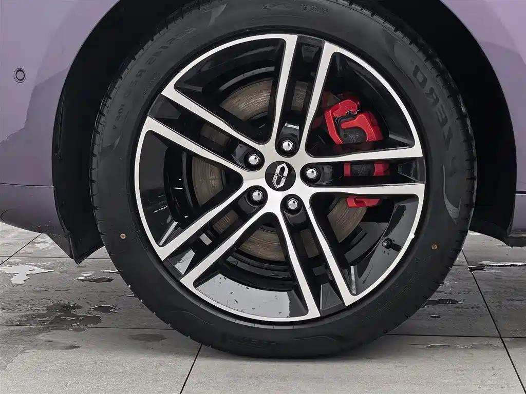 Wenjie M5 2025 extended range Ultra rear-wheel drive version купить на сайте DeffCars