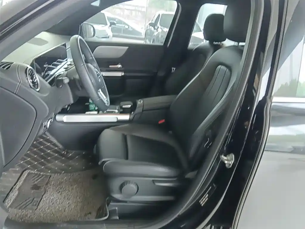 Mercedes-Benz GLB 2022 facelift version 2 GLB 200 dynamic version купить на сайте DeffCars