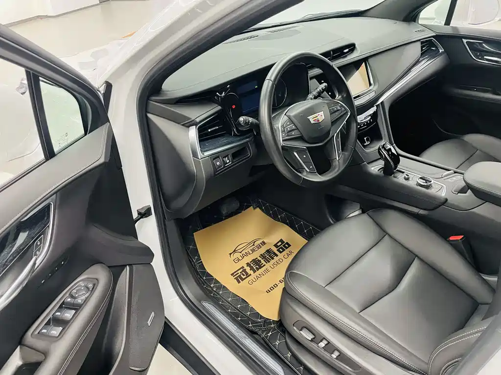 Cadillac XT5 2023 2.0T two-wheel drive fashion model купить на сайте DeffCars