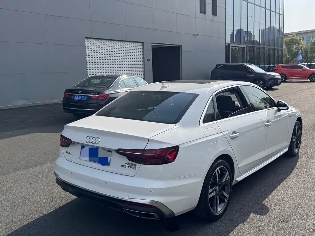 Audi A4L 2020 40 TFSI Fashionable and Elegant купить на сайте DeffCars