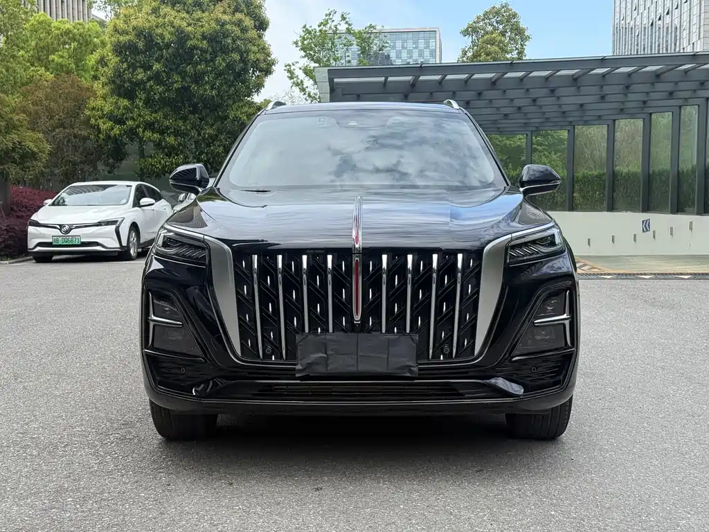 Hongqi HS5 2023 2.0T Qixiang Pro version купить на сайте DeffCars