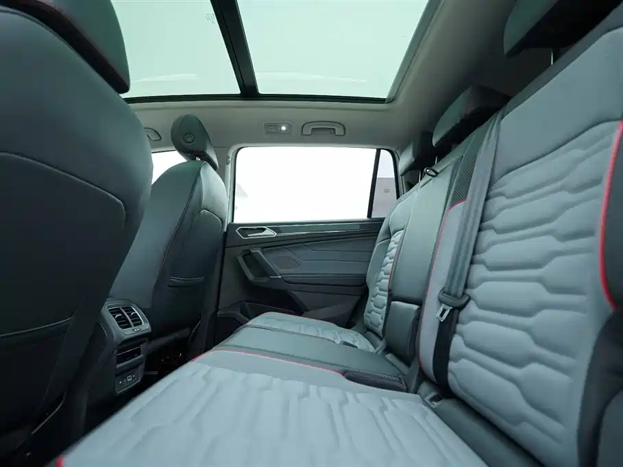 Tiguan L 2023 facelift 380TSI automatic four-wheel drive R-Line flagship version 7 seats купить на сайте DeffCars