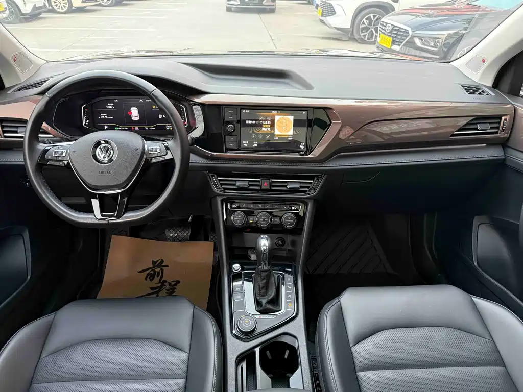 Tuyue 2019 330TSI four-wheel drive flagship version National VI купить на сайте DeffCars