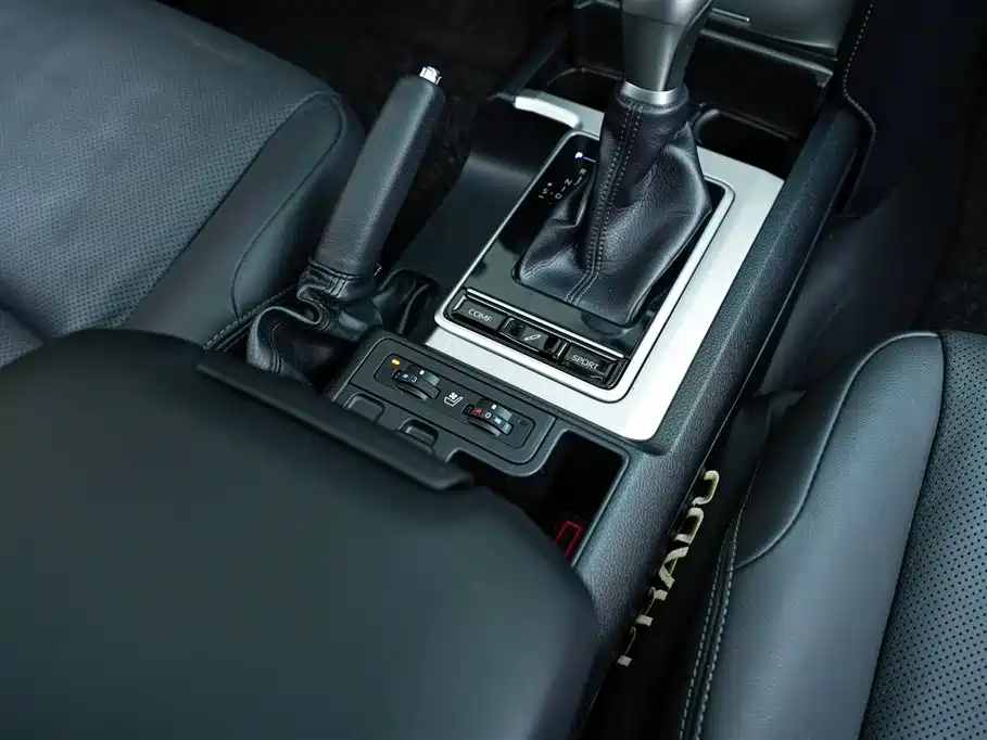 Prado 2018 3.5L automatic VX NAVI rear mounted spare tire купить на сайте DeffCars