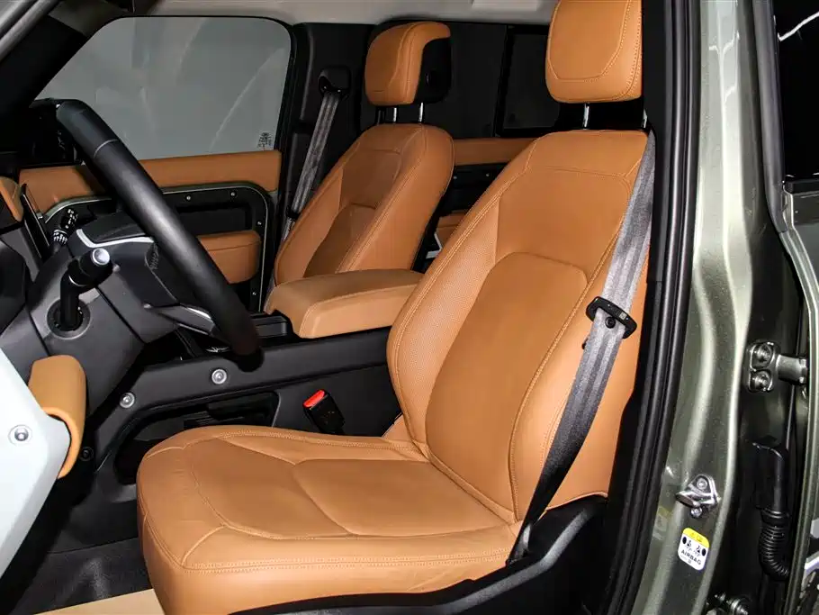 Land Rover Defender 2023 facelift 110 3.0T P400 Dark Special Edition купить на сайте DeffCars