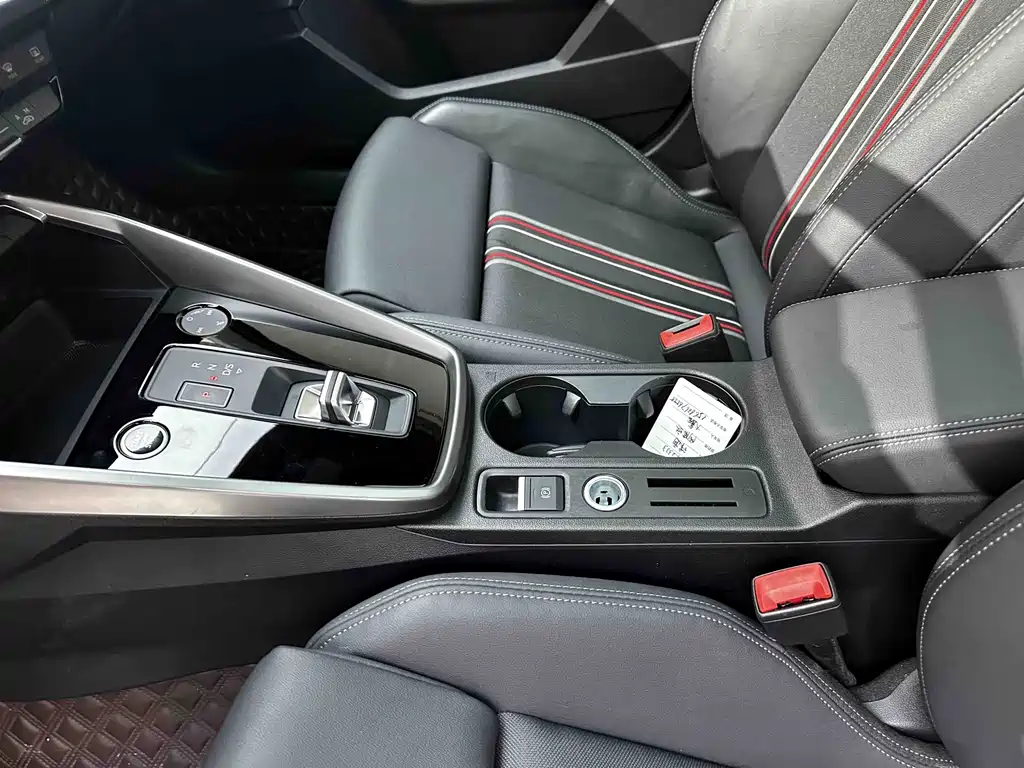 Audi A3 2022 A3L Limousine 35 TFSI Fashionable and Sporty купить на сайте DeffCars