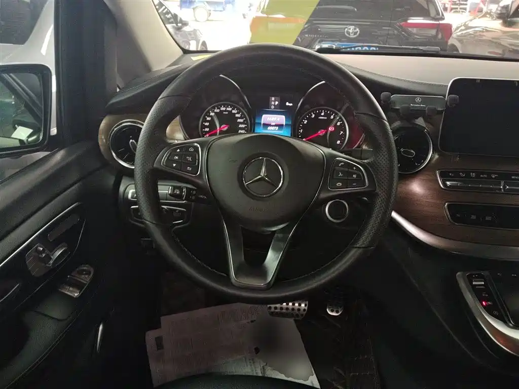Mercedes-Benz V-Class 2020 V 260 L Long Wheelbase Luxury Edition купить на сайте DeffCars