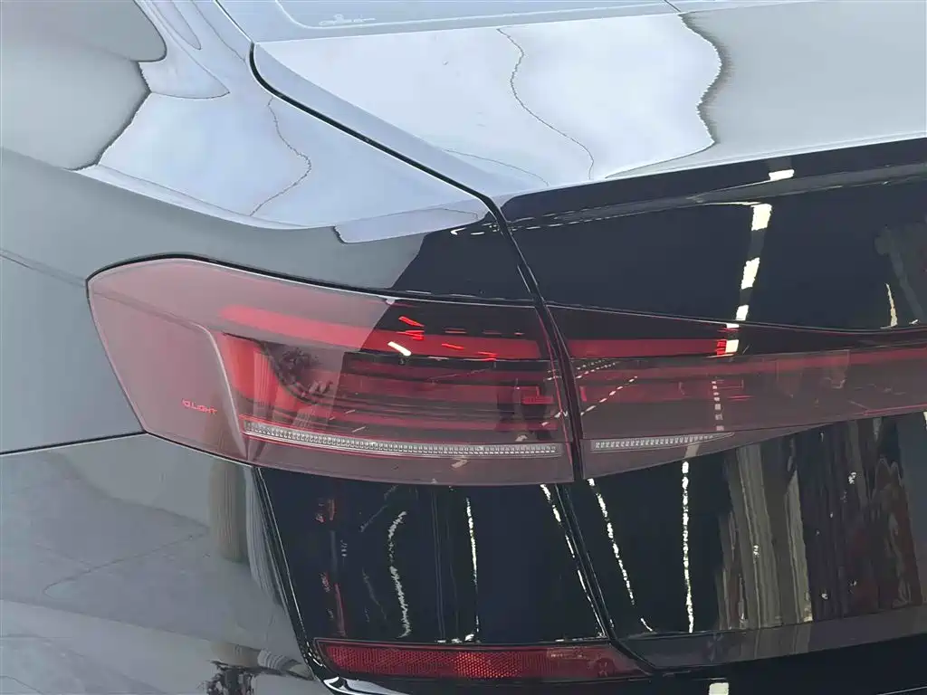 Passat 2022 330TSI Deluxe Edition купить на сайте DeffCars