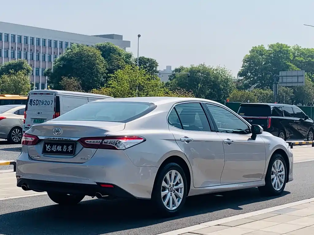 Camry 2019 2.0G Deluxe Edition National V купить на сайте DeffCars