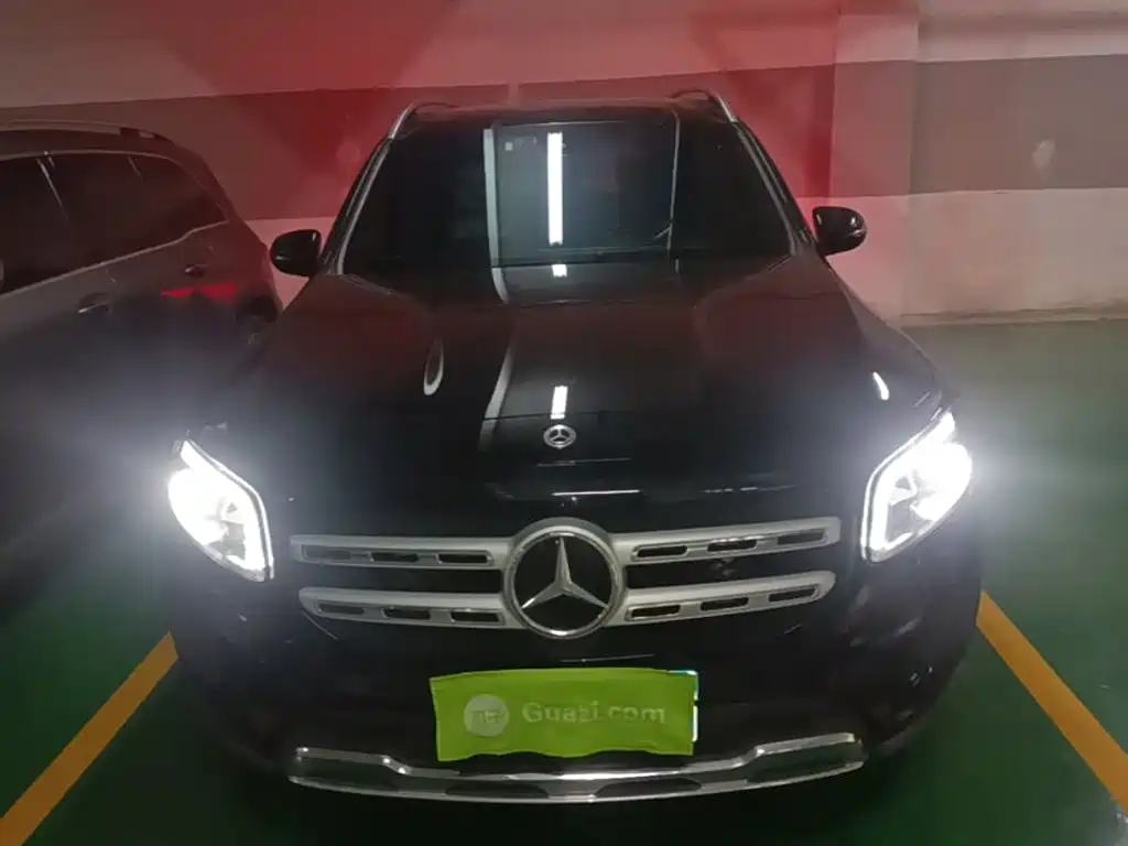 Mercedes GLB 2023 Model 200 Dynamic купить на сайте DeffCars