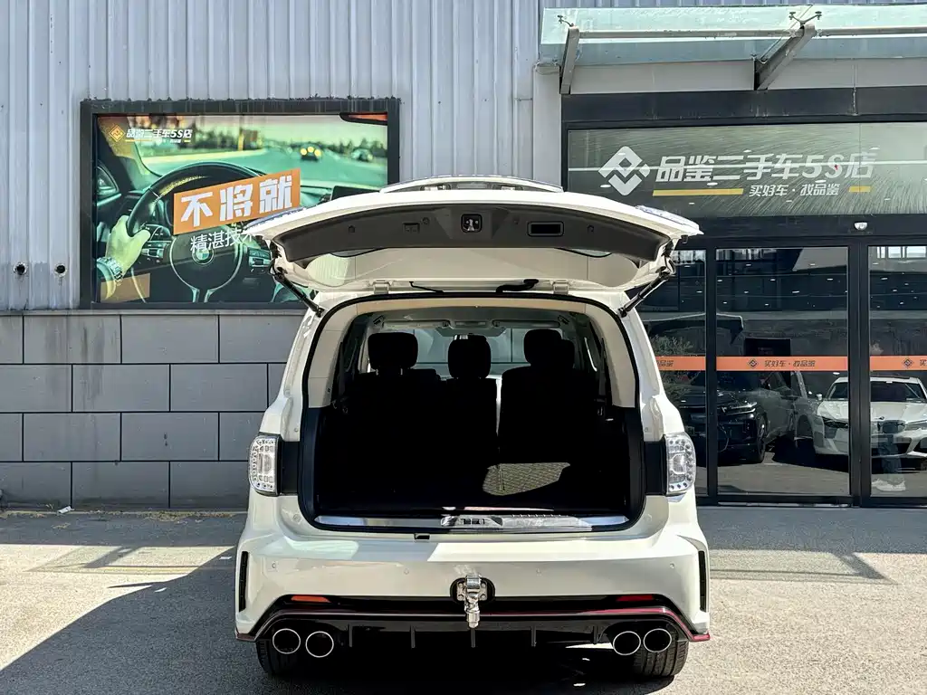 Patrol 2018 4.0L LinkedIn model купить на сайте DeffCars