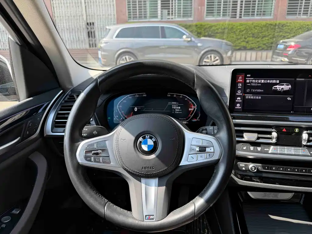 BMW X3 2022 facelift xDrive25i M sports package купить на сайте DeffCars