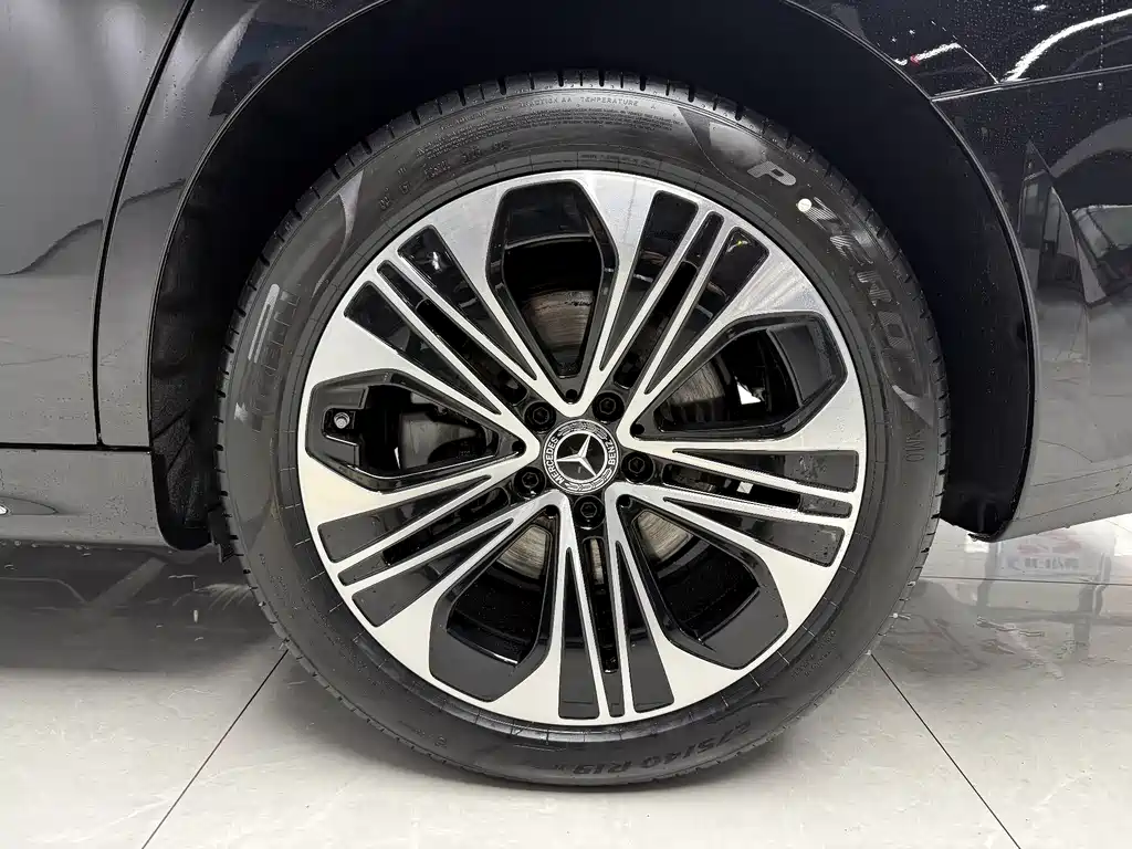 Mercedes-Benz E-Class 2026 E 300 L Luxury Model купить на сайте DeffCars