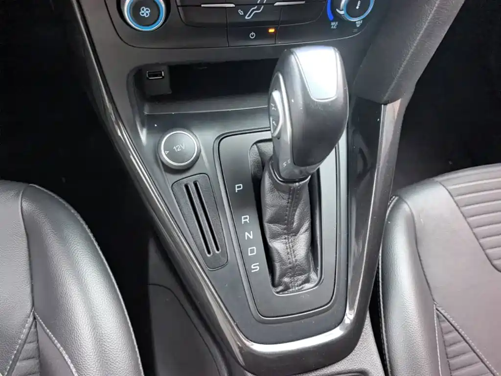 Focus 2018 hatchback classic 1.6L automatic stylish smart mobility version купить на сайте DeffCars