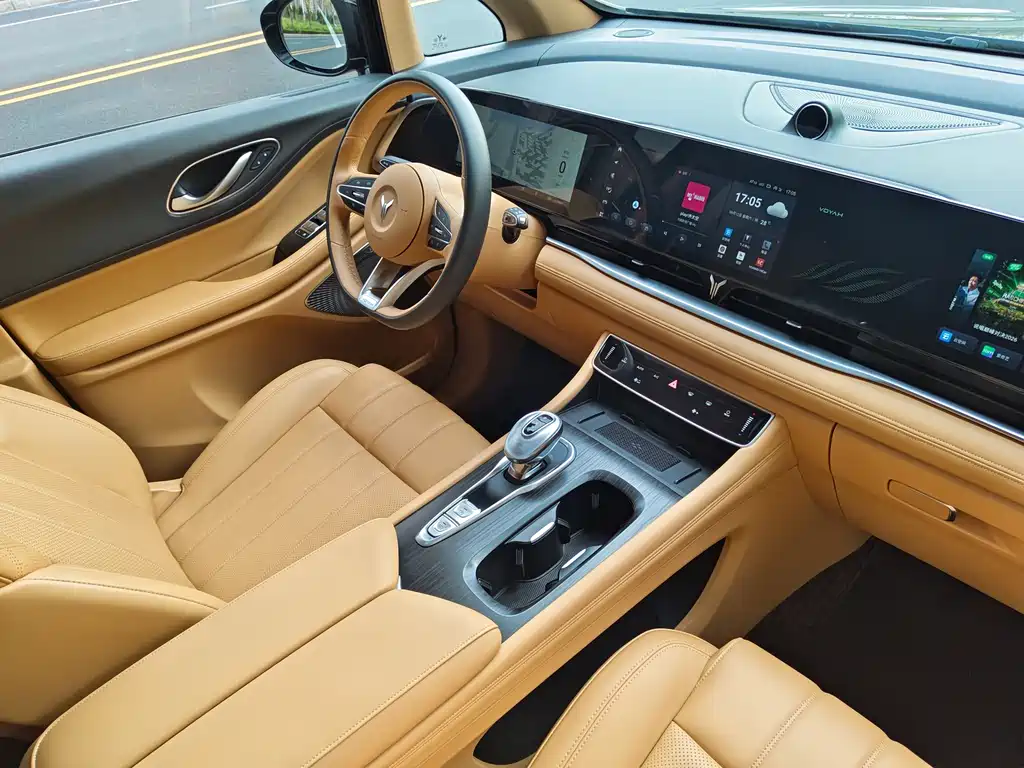 Lantu Dreamer 2024 PHEV Extra Long Range Premium Edition купить на сайте DeffCars