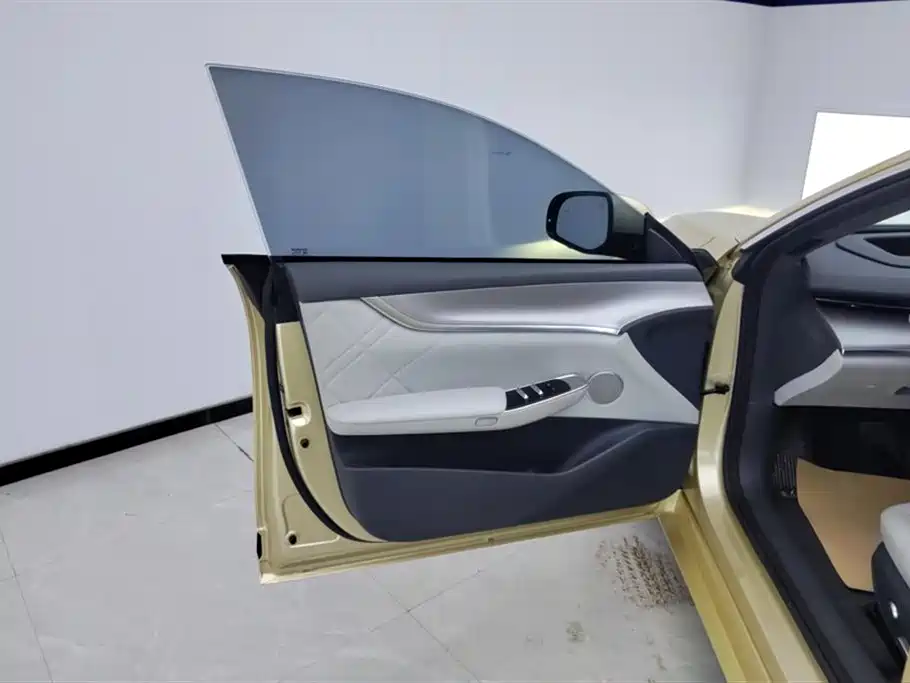 Changan Qiyuan A07 2023 model extended range 200 Max купить на сайте DeffCars