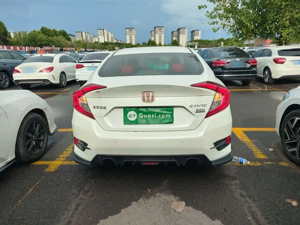 Civic 2016 220TURBO Manual Deluxe Edition купить на сайте DeffCars