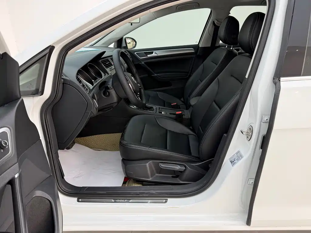 Golf 2020 280TSI DSG comfort model купить на сайте DeffCars
