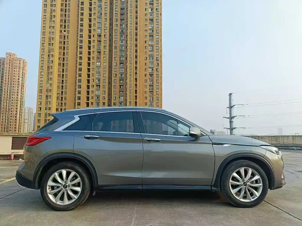 Infiniti QX50 2018 2.0T two-wheel drive fashion version купить на сайте DeffCars