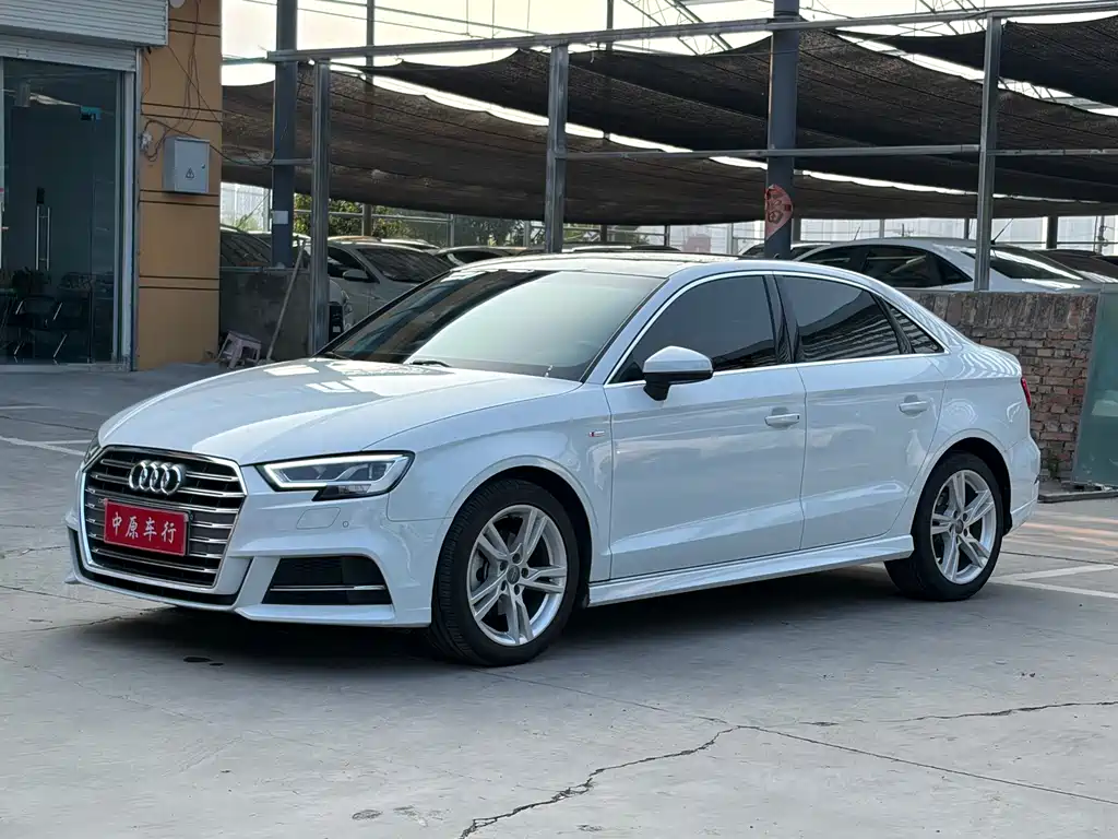 Audi A3 2020 Limousine 35 TFSI Fashion Type National VI купить на сайте DeffCars