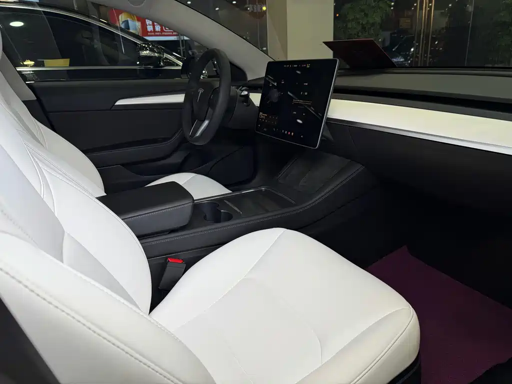 Model 3 2021 Performance high-performance all-wheel drive version купить на сайте DeffCars