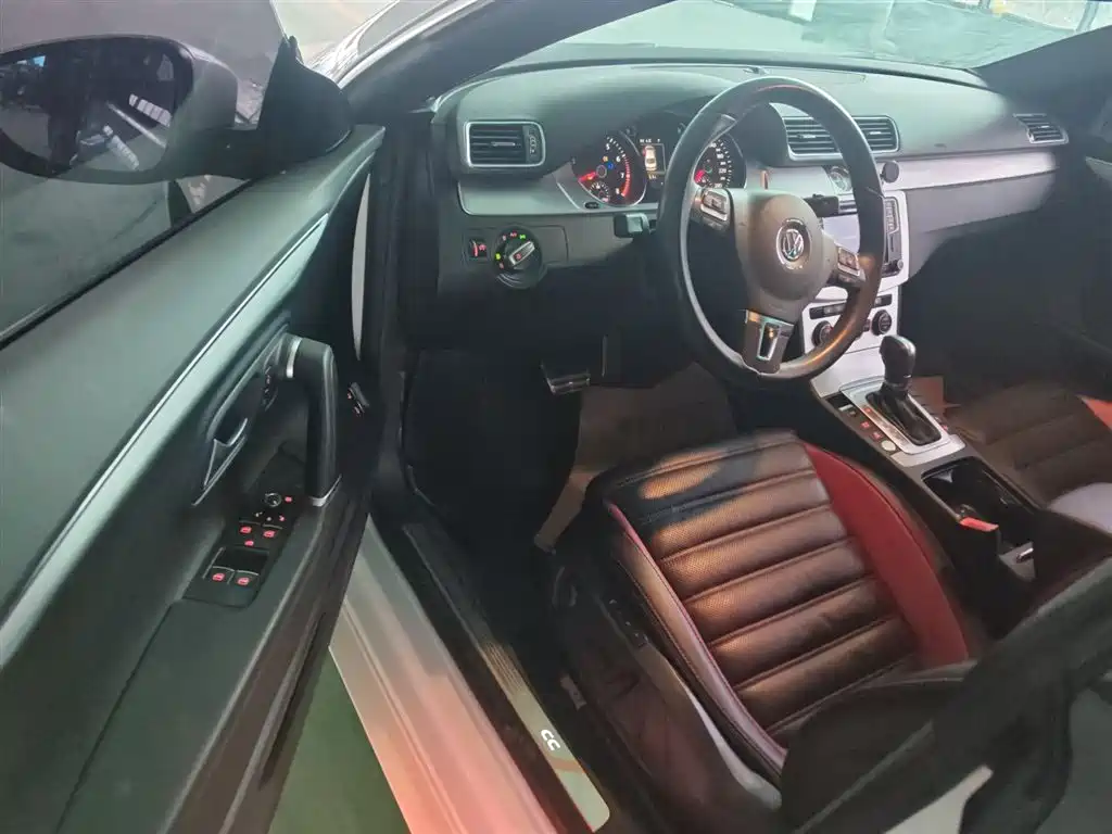 FAW-Volkswagen CC 2016 1.8TSI luxury model купить на сайте DeffCars