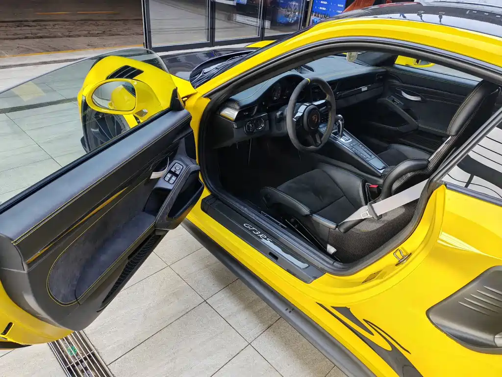 Porsche 911 2018 GT3 RS 4.0L купить на сайте DeffCars