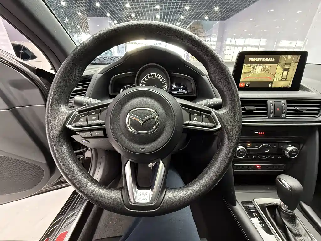 Mazda CX-4 2021 2.0L automatic two-wheel drive Blue Sky Exploration Edition купить на сайте DeffCars