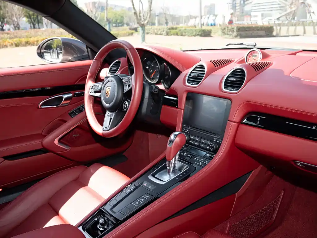 Porsche 718 2022 Cayman T 2.0T купить на сайте DeffCars