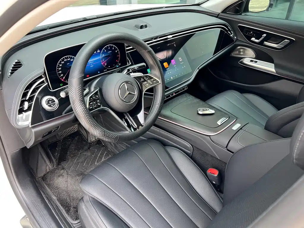 Mercedes-Benz E-Class imported 2025 E 300 luxury sports version купить на сайте DeffCars