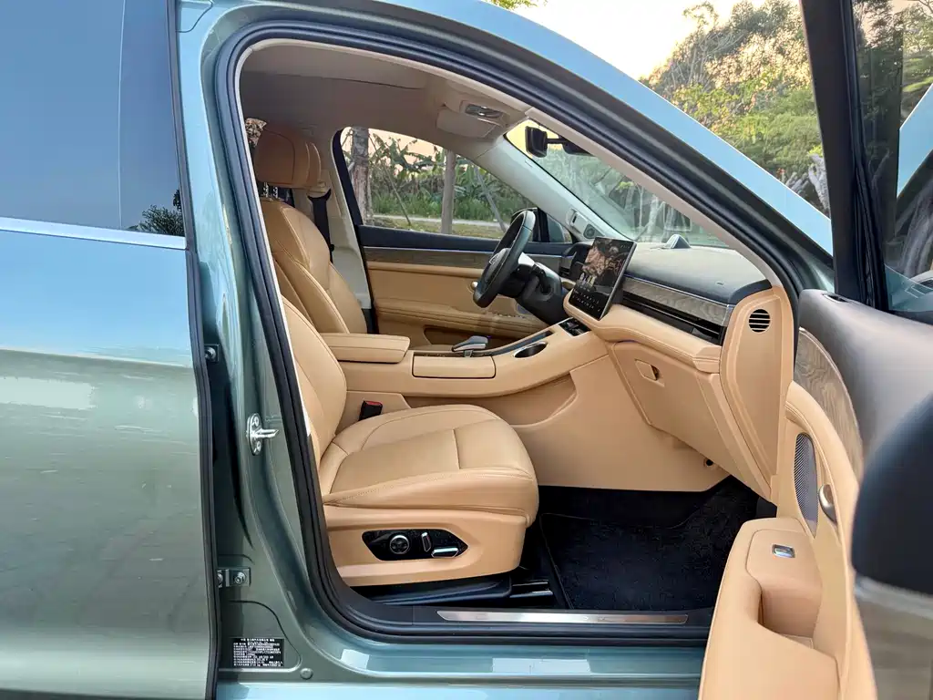 Wenjie M5 2022 extended range four-wheel drive flagship version купить на сайте DeffCars