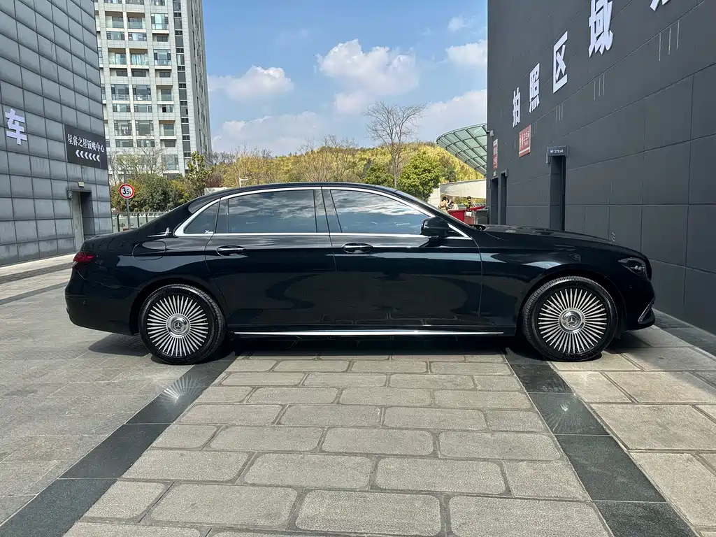 Mercedes-Benz E-Class 2023 E 260 L Sports купить на сайте DeffCars