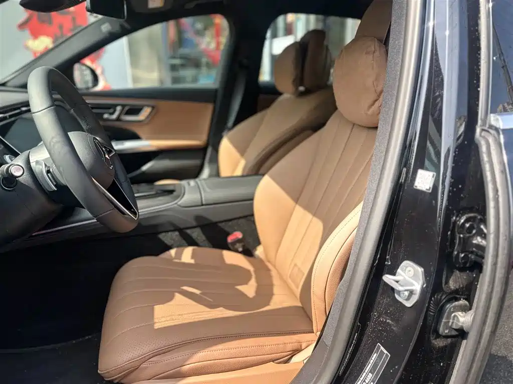 Mercedes-Benz E-Class 2026 E 260 L Classic Edition купить на сайте DeffCars