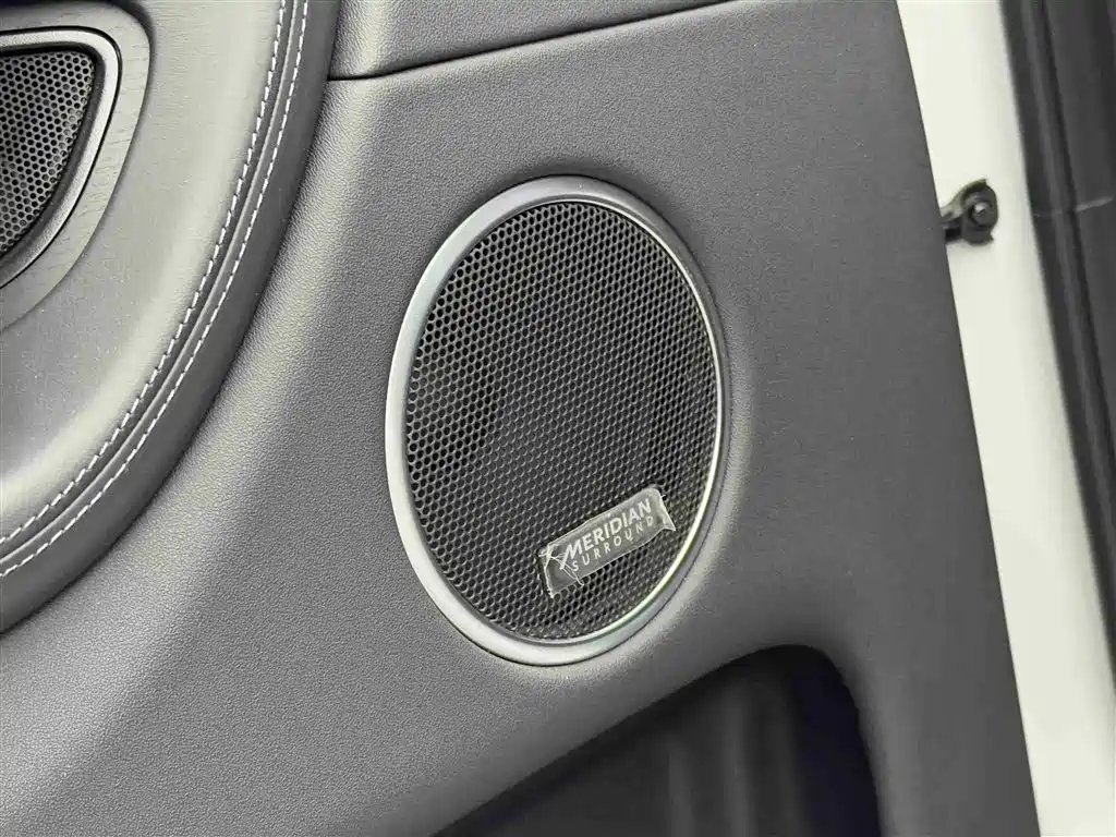 Discovery Sport 2024 Luxury Customized Edition купить на сайте DeffCars