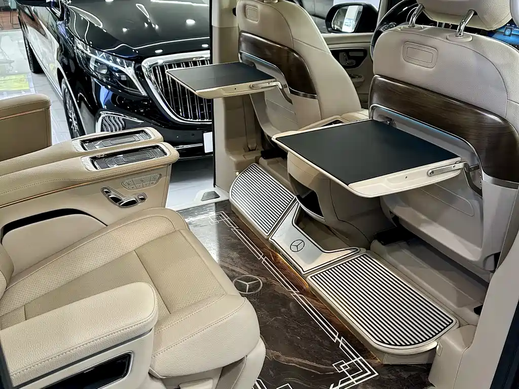 Mercedes-Benz V-Class 2022 V 260 L Long Wheelbase Luxury Edition купить на сайте DeffCars