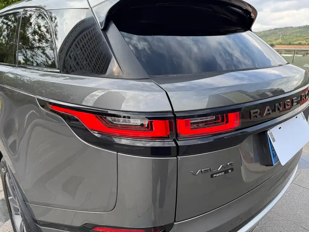 Range Rover Velar 2019 250PS R-DYNAMIC S купить на сайте DeffCars
