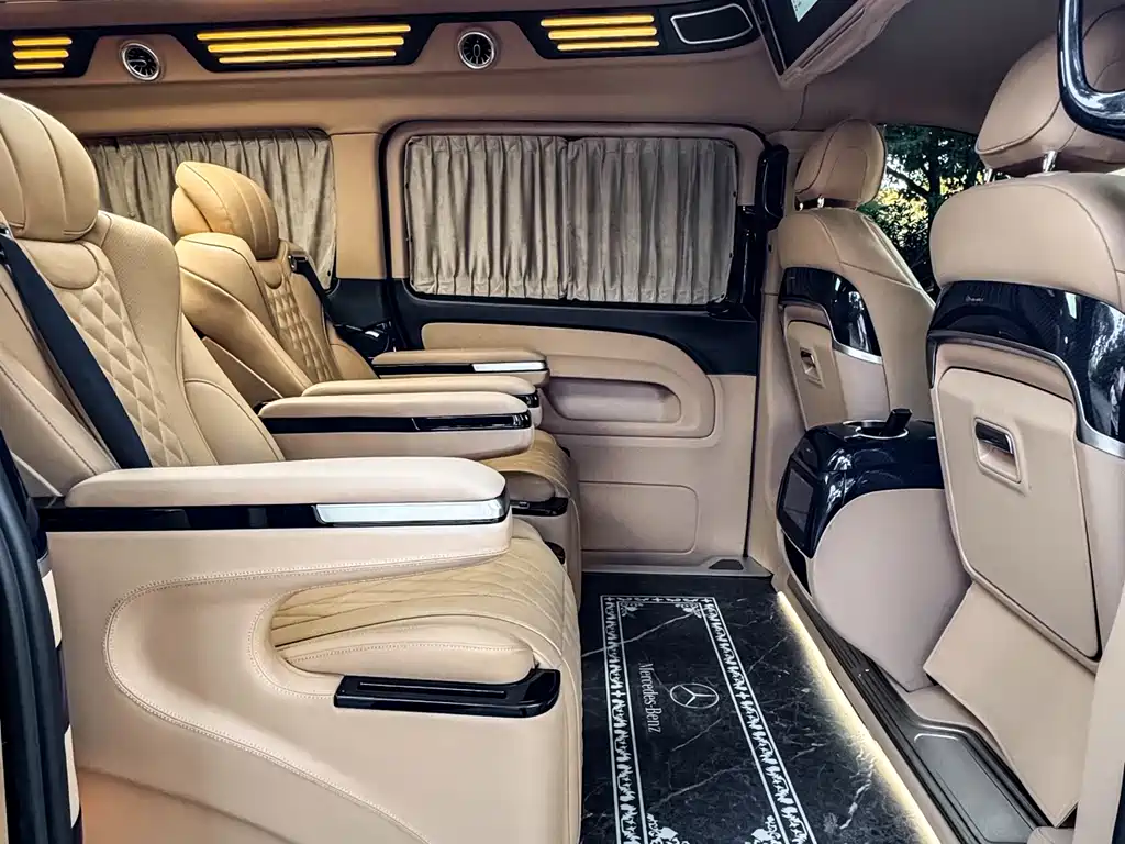 Vito 2023 2.0T Business Edition 7 seats купить на сайте DeffCars