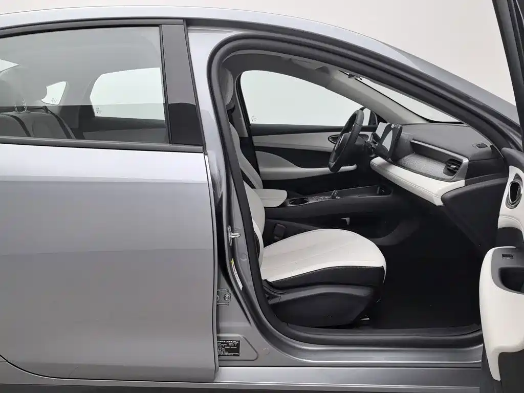 Seal 05 DM-i 2025 DM-i smart driving version 55KM luxury model купить на сайте DeffCars