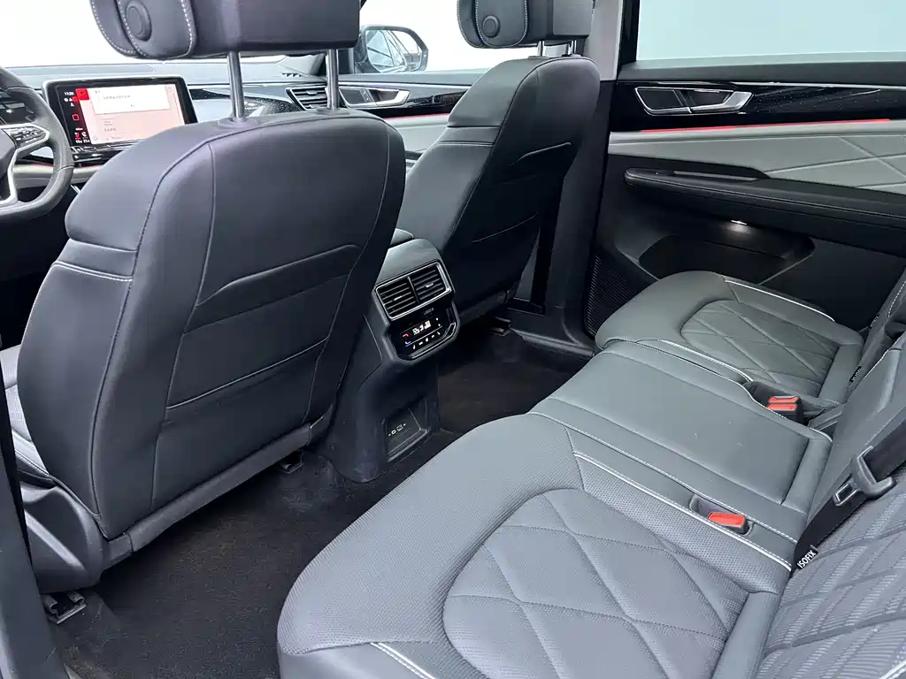 Touron 2024 380TSI four-wheel drive Dragon Edition купить на сайте DeffCars