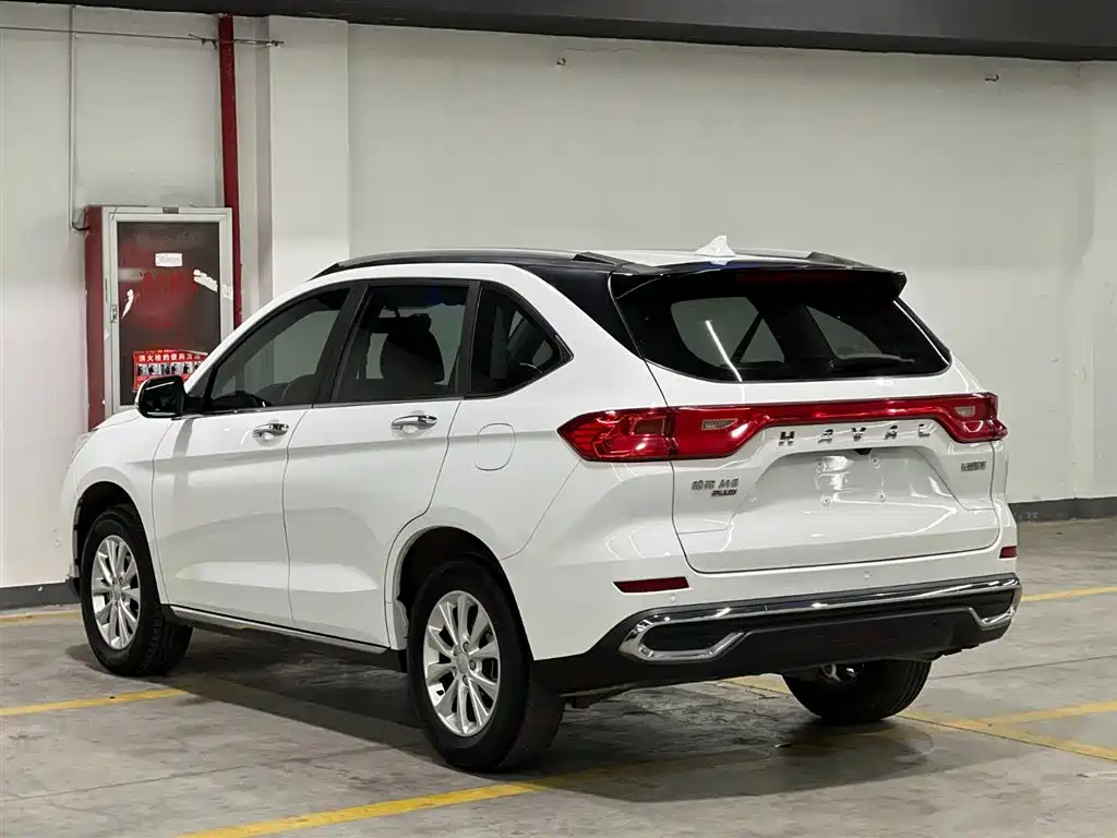 Haval M6 2021 PLUS 1.5T DCT luxury smart connected model купить на сайте DeffCars