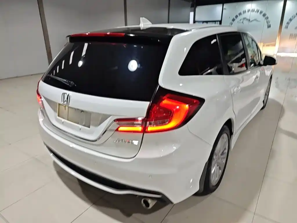 Jade 2017 1.8L automatic comfort version 5 seats купить на сайте DeffCars