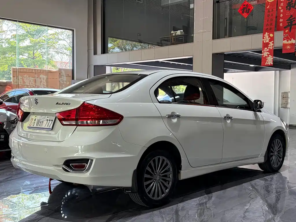 Qiyue 2015 1.6L automatic enjoyment type купить на сайте DeffCars