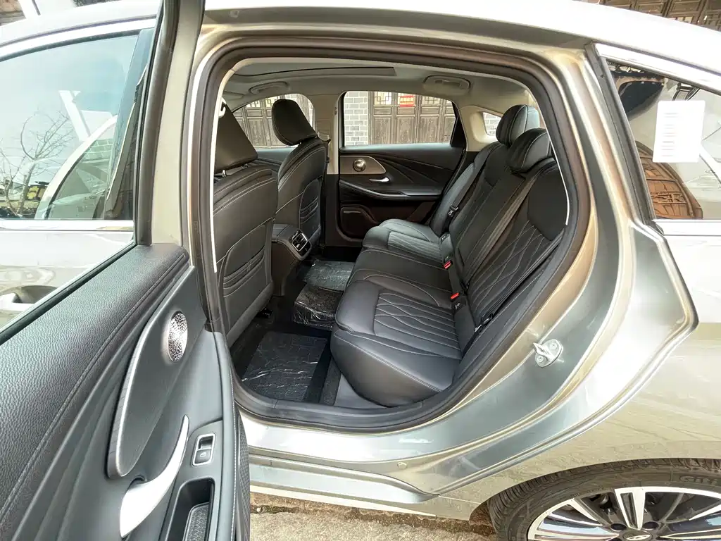 Arrizo 8 2025 model 1.6T DCT smart phone купить на сайте DeffCars