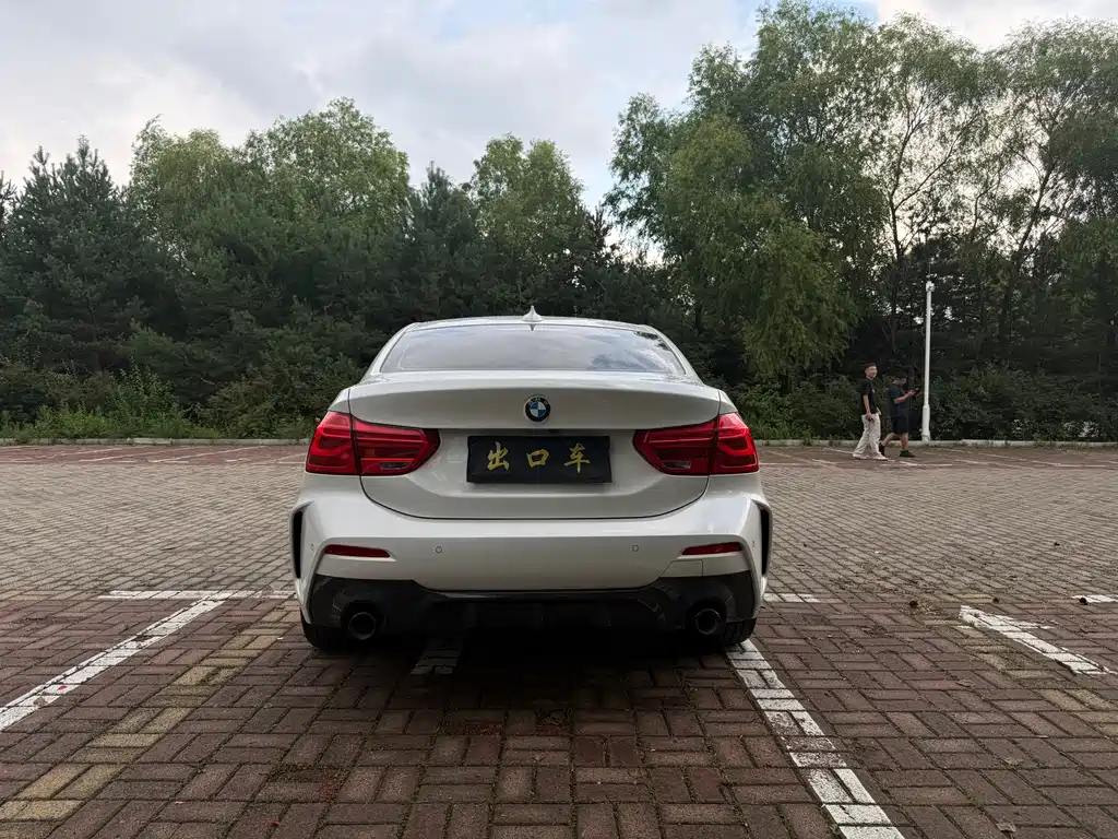 BMW 1 Series 2022 120i M Sports Night Edition купить на сайте DeffCars