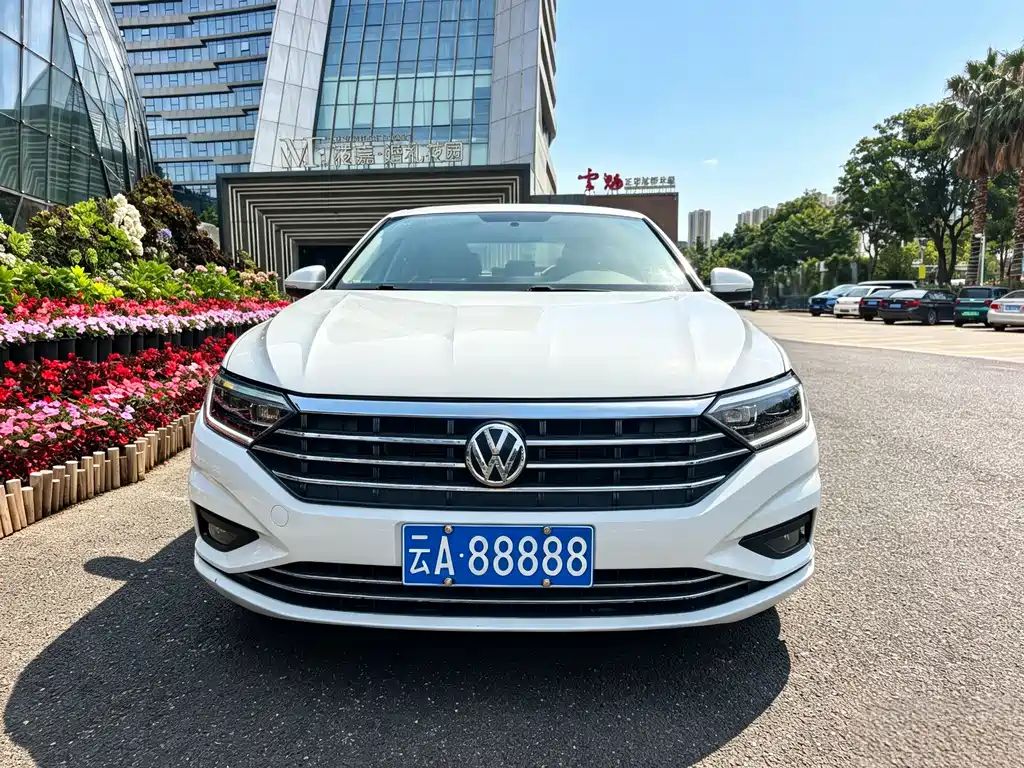 Sagitar 2019 280TSI DSG comfort model National VI купить на сайте DeffCars