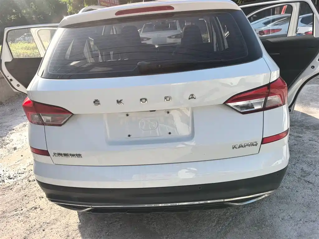 Komic 2018 1.5L Manual Comfort Edition National VI купить на сайте DeffCars