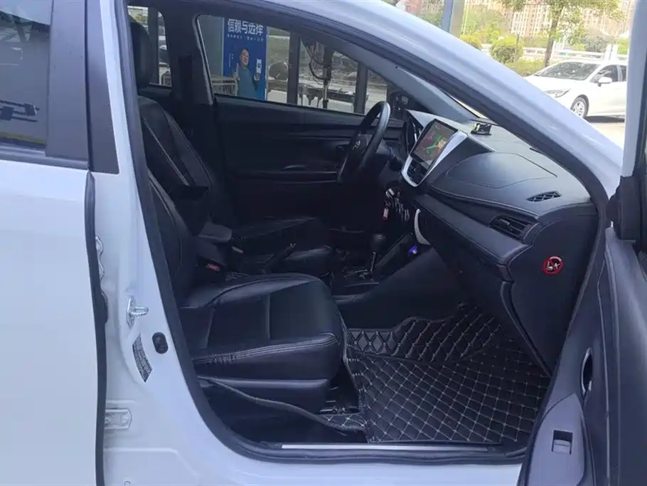YARiS L Zhixuan 2016 facelift 1.5E CVT charming version купить на сайте DeffCars