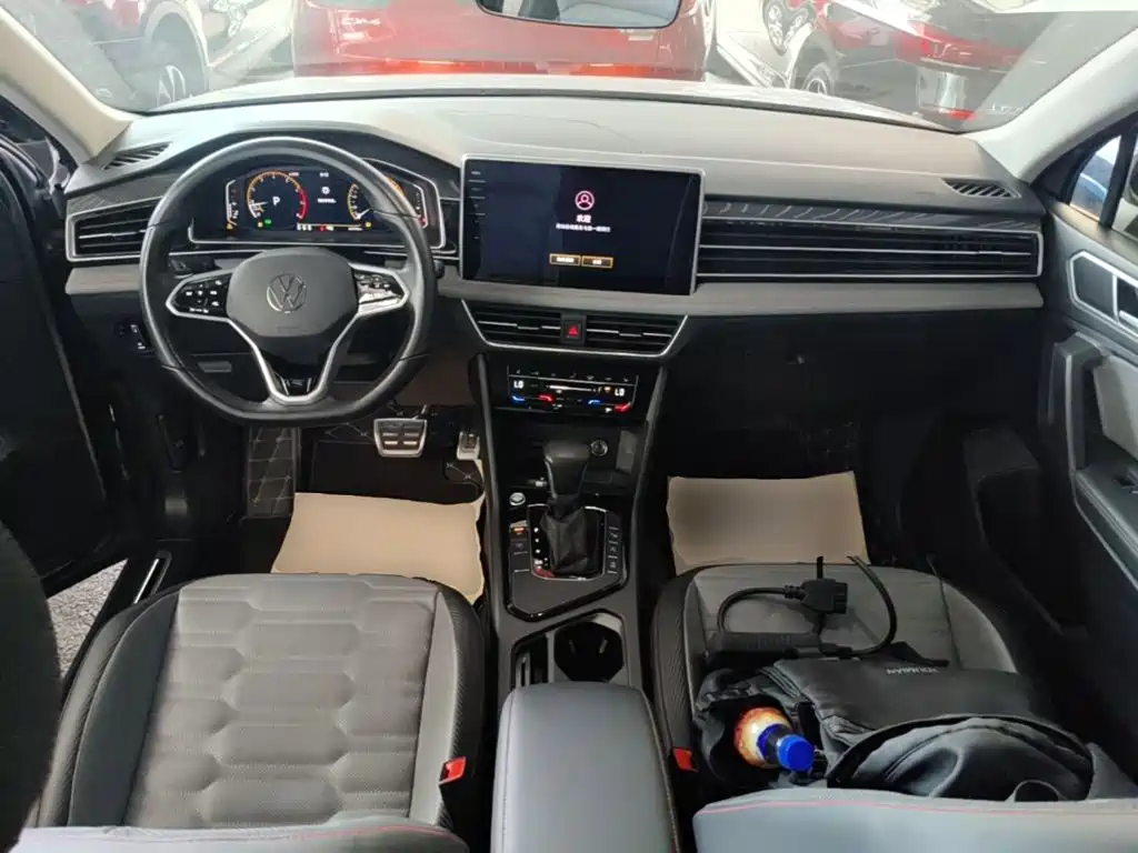 Tiguan X 2023 facelift 330TSI two-wheel drive flagship version купить на сайте DeffCars